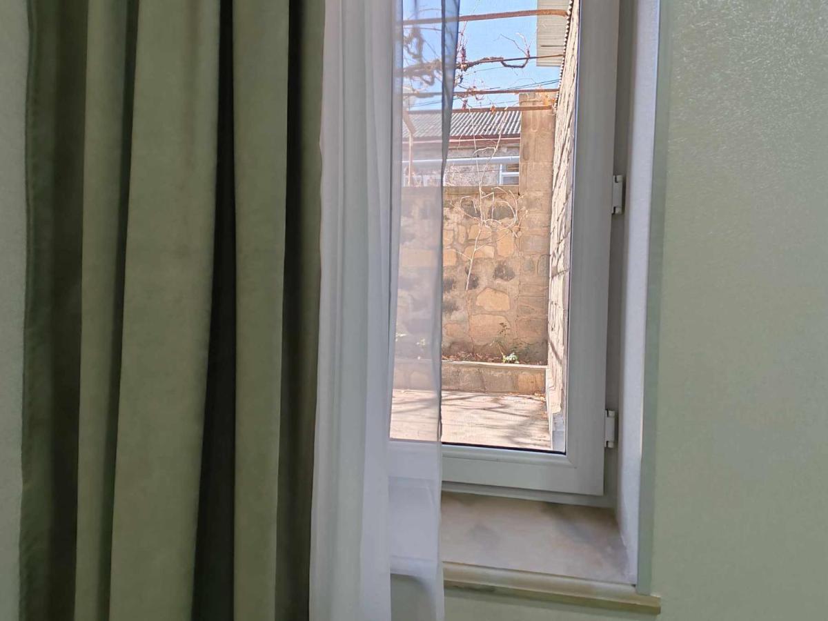 Sun House Hotel Yeghegnadzor Eksteriør billede