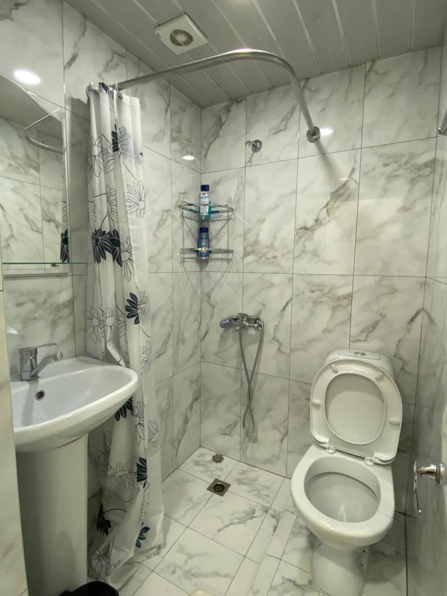 Sun House Hotel Yeghegnadzor Eksteriør billede