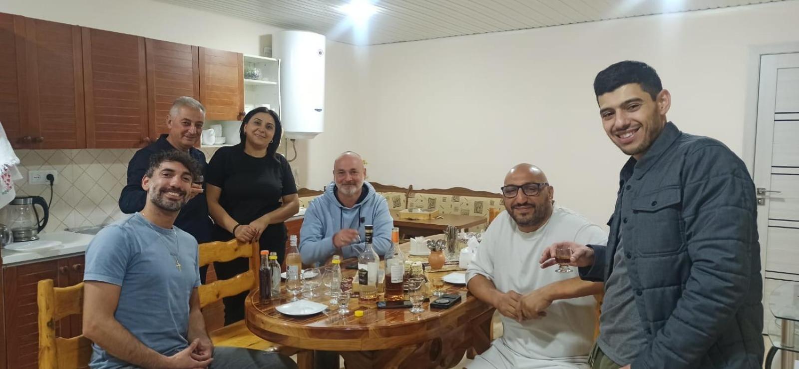 Sun House Hotel Yeghegnadzor Eksteriør billede